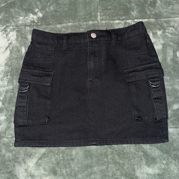 SHEIN Other - SHEIN Teen Black Cargo Mini Skirt Size 14Y Casual Utility Downtown Girl